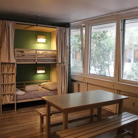 Wombat's Hauptbahnhof Hostal