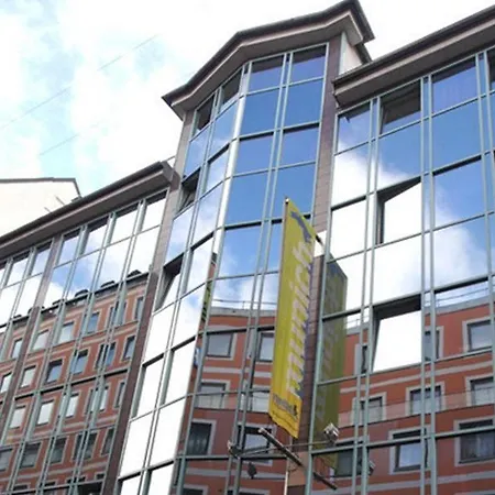 Wombat's Hauptbahnhof بيت شباب *